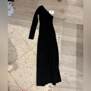 NWT DISSH black one shoulder dress